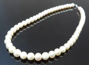 Колие с Бели Перли